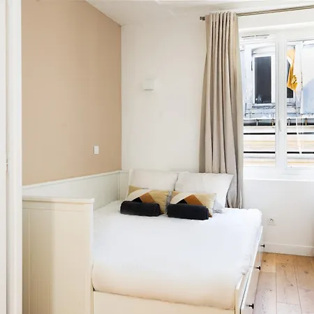 Privat bolig Charming 1bdr Saint Honore Parisian Escape In The Heart Of The City No Elevator Paris
